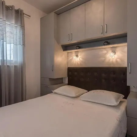 Apartments Drago Kovacic Omiš Exterior foto