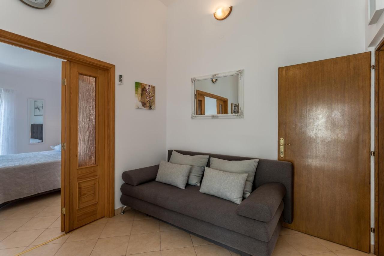 Apartment Drago Kovacic Omis